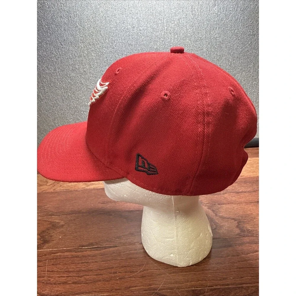 New Era 59FIFTY NHL Detroit Red Wings Logo Red White Snap Hat